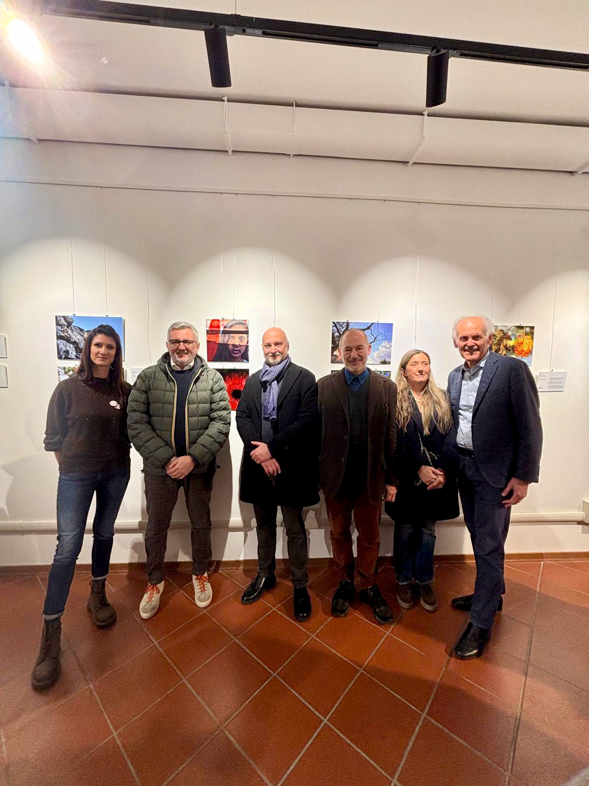Inaugurata la mostra "Scatti di.Versi"
